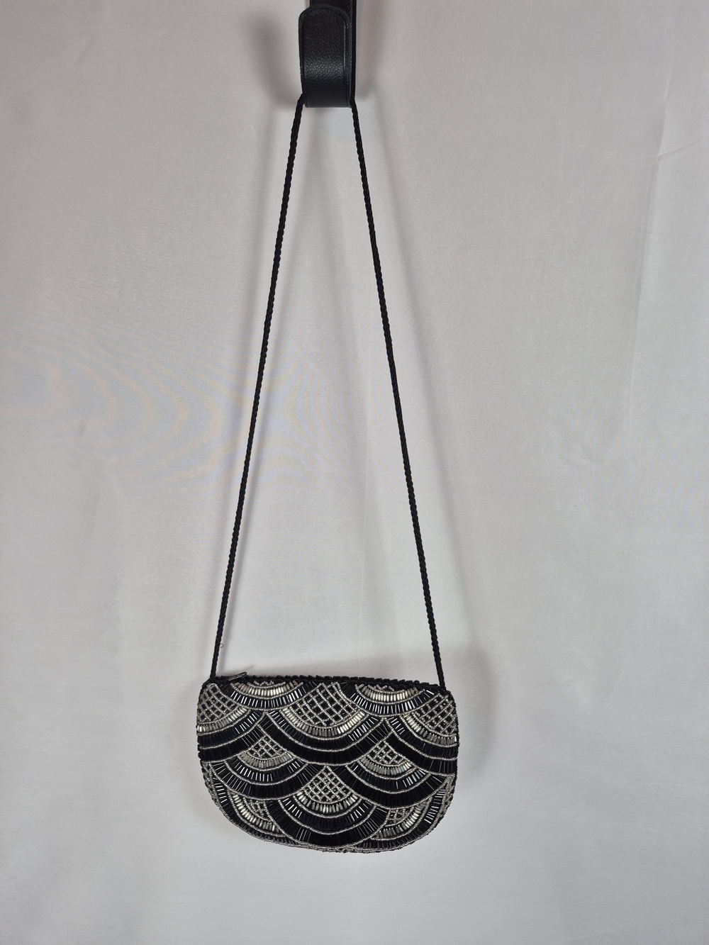 Vintage Walborg Black Beaded Purse Handbag Crossbody Scalloped Hong Kong 1960s